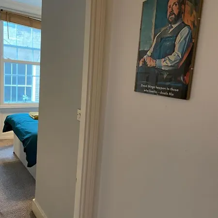 Wall St Flat By Hnfc Stays - Netflix & Popcorn Ньюкасл-апон-Тайн Экстерьер фото